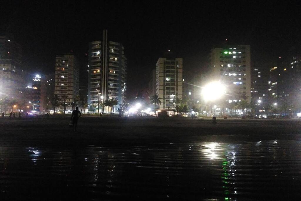 Kit Na Tupi, Frente Mar, Vaga Garagem Rotativa Apartment Praia Grande  Exterior photo